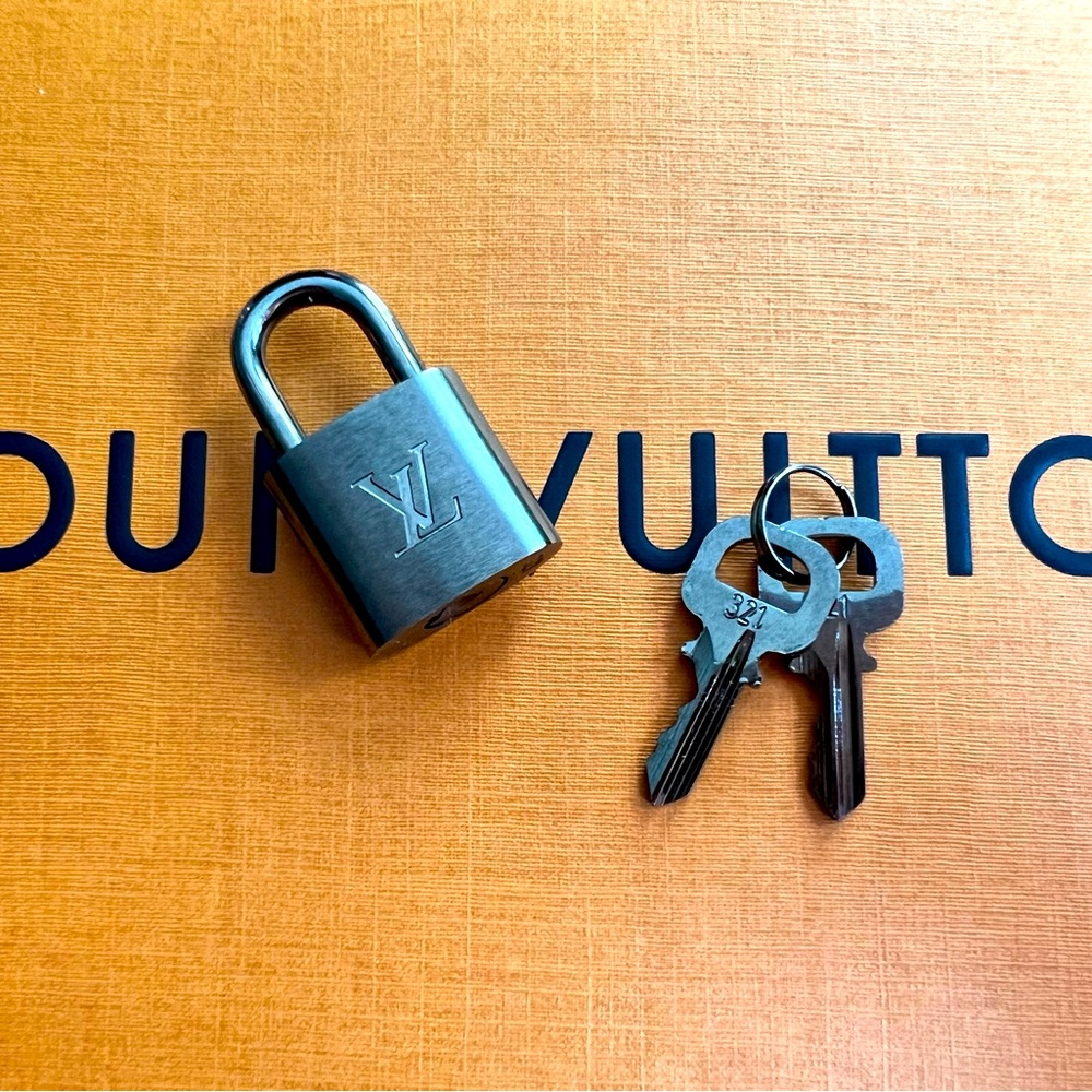 LV Padlock lock and keys